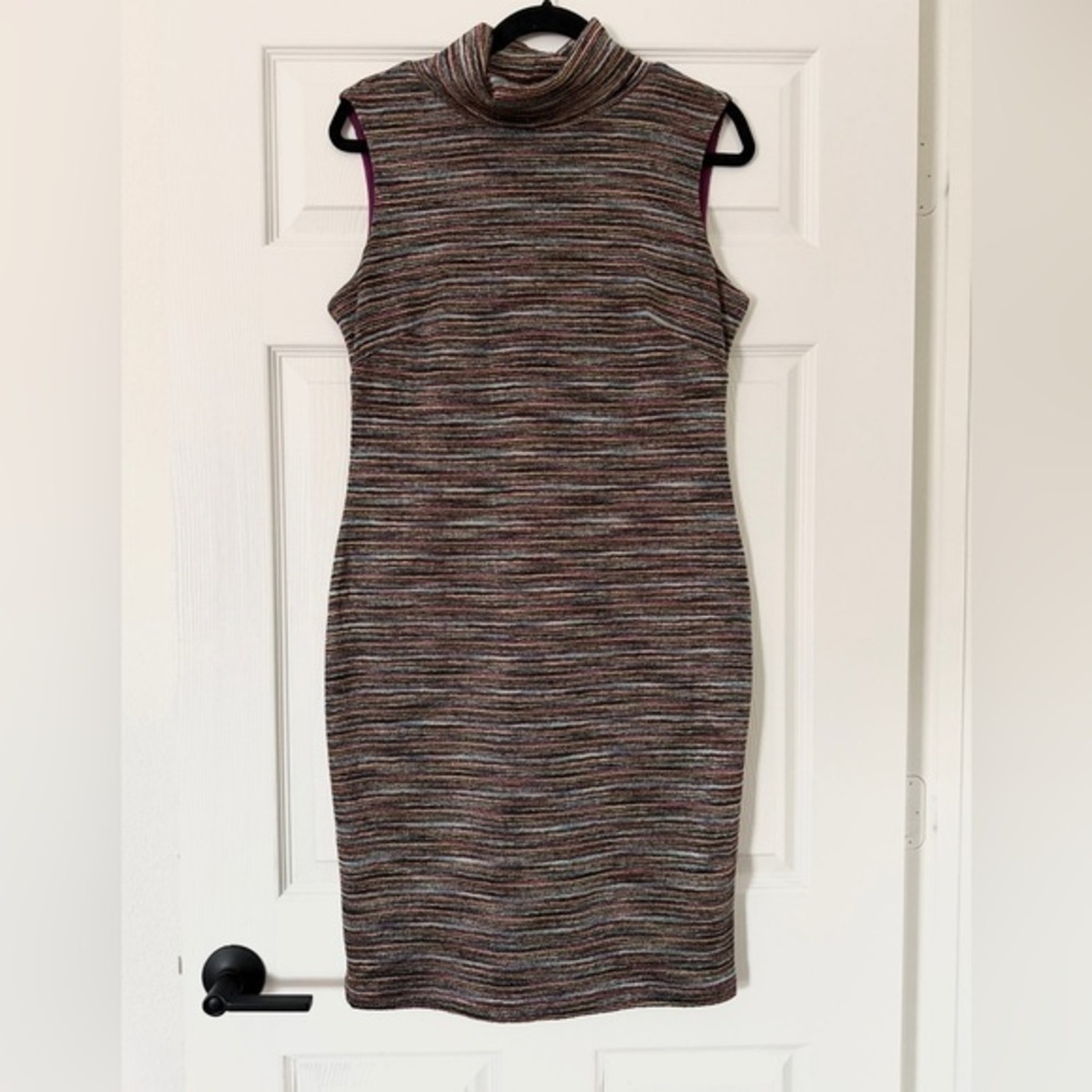 Chetta B Multicolor Midi Dress
Fully Lined